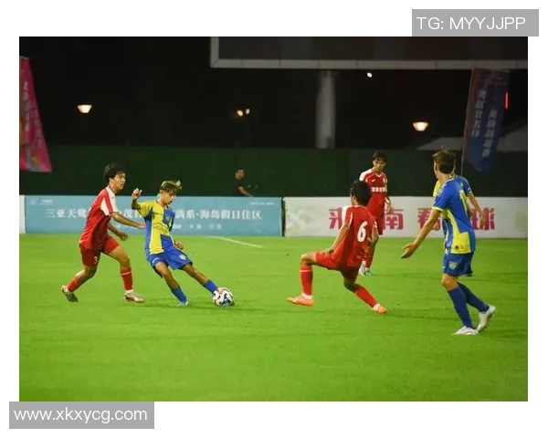 现役十大足球巨星聚焦他们的辉煌成就与绿茵赛场非凡表现